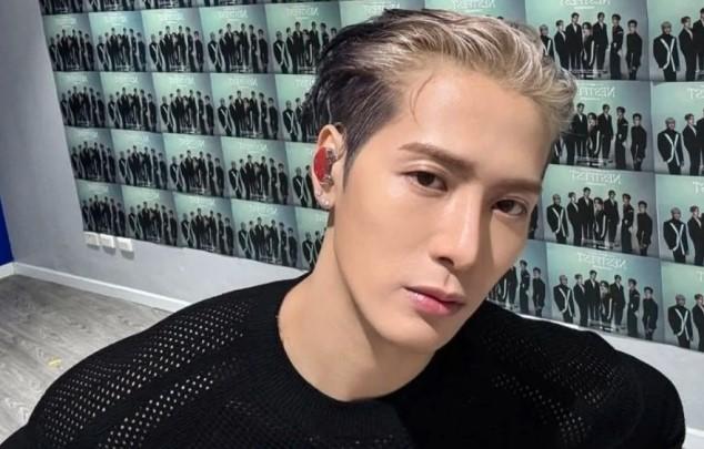 Jackson Wang Dilarikan ke Rumah Sakit karena Keracunan Makanan, Fan Meeting Dibatalkan