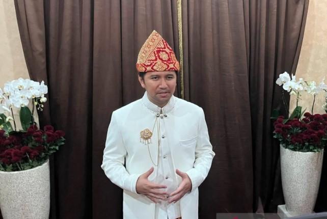 Wagub Emil Dardak Ajak Hormati Merah Putih dan Soroti Strategi Pengentasan Kemiskinan di Jawa Timur