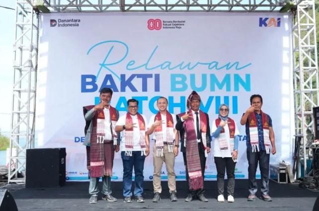 KAI Fasilitasi Relawan Bakti BUMN Batch VIII di Toba, Dorong Keberlanjutan di Pendidikan, Ekonomi, dan Lingkungan