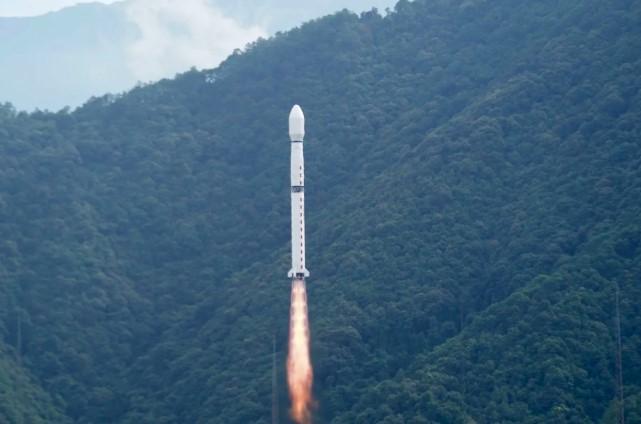 China Luncurkan Satelit Shiyan-28B 02 untuk Uji Coba Eksplorasi Ruang Angkasa