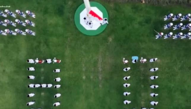 Paskibraka Tampilkan Formasi Angka "80" dalam Upacara Penurunan Bendera HUT ke-80 RI di Istana Merdeka
