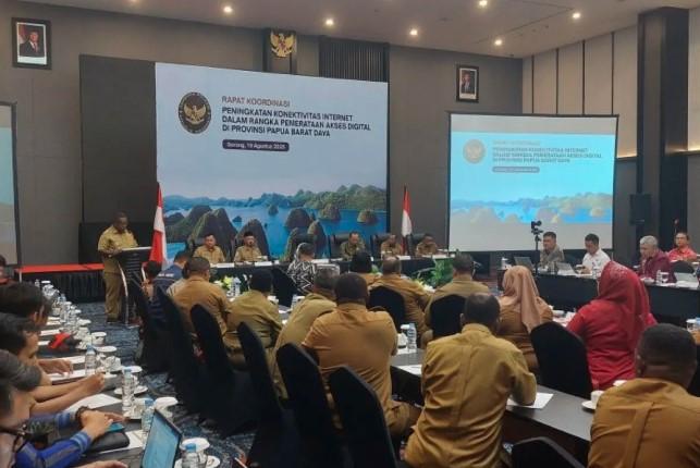 Gubernur Papua Barat Daya: Pembangunan Internet Harus Dimulai dari Timur, Bukan Selalu dari Barat