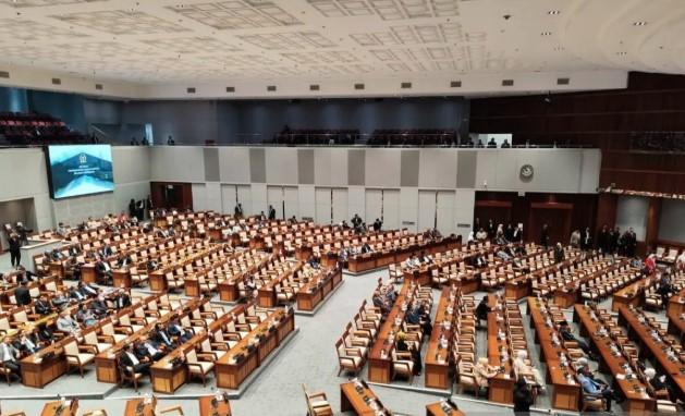 DPR Terima Surpres RUU Perubahan UU Haji dan Umrah, Siap Bentuk Panja Bahas DIM dari Pemerintah