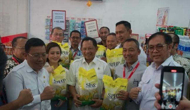 Bulog Jelaskan Tantangan Penguasaan Stok Beras: Harga Tinggi Meski Produksi Melimpah
