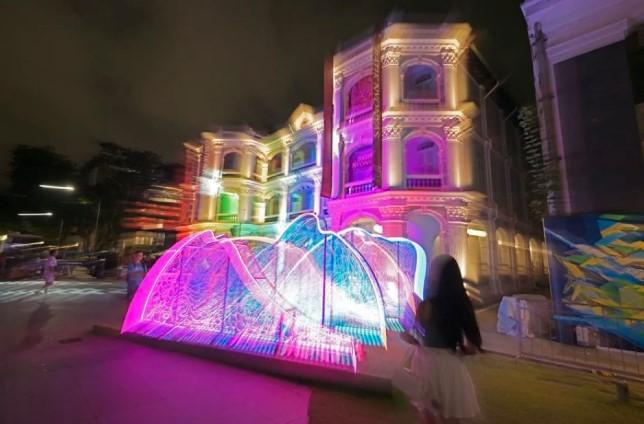 Singapore Night Festival 2025 Resmi Dibuka, Hadirkan Pertunjukan Cahaya Spektakuler hingga 6 September