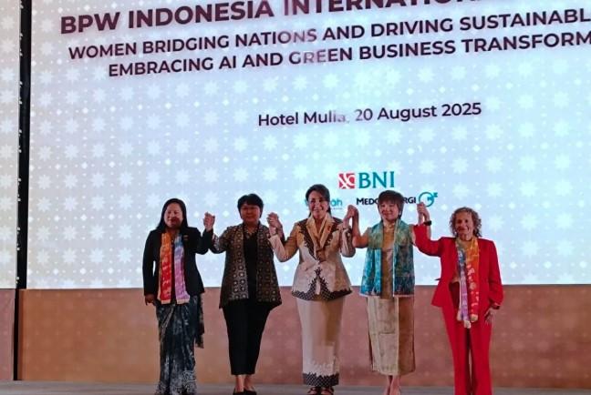 Perempuan Didorong Kuasai Teknologi AI demi Kesetaraan dan Pemberdayaan di Era Digital