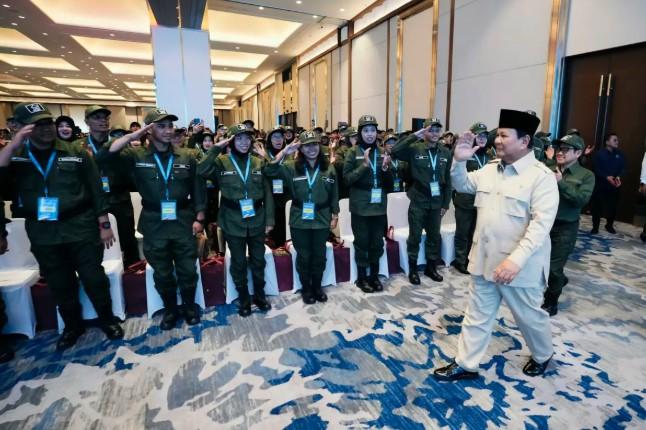Presiden Prabowo Minta Guru Sekolah Rakyat Didik Siswa dengan Harapan dan Gembira, Targetkan 200 Sekolah Tahun Depan