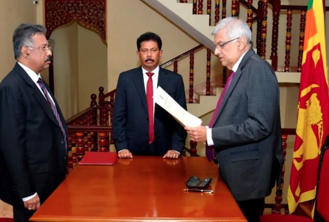 Mantan Presiden Sri Lanka Ranil Wickremesinghe Ditahan atas Dugaan Penyalahgunaan Dana Negara