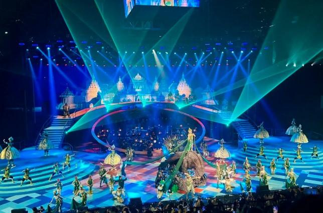 “Sabang Merauke: The Indonesia Broadway 2025” Tampilkan Hikayat Nusantara, Perpaduan Budaya yang Menggetarkan Indonesia Arena