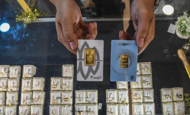 Harga Emas Pegadaian Naik Serentak, Antam Tembus Rp2 Juta per Gram