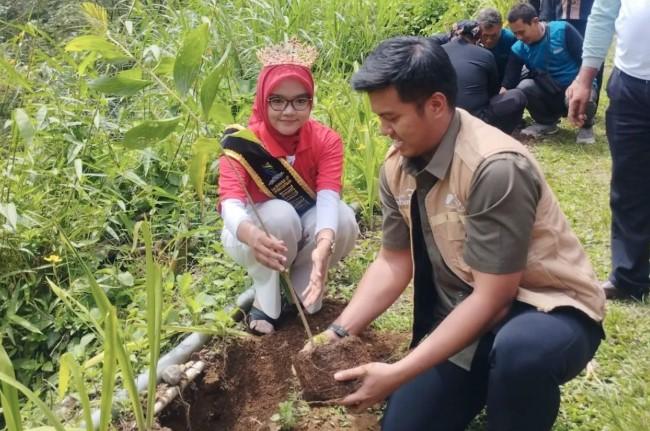 PTPN I Tanam 2.000 Pohon di Kaki Gunung Salak, Wujudkan Komitmen Lingkungan Berkelanjutan