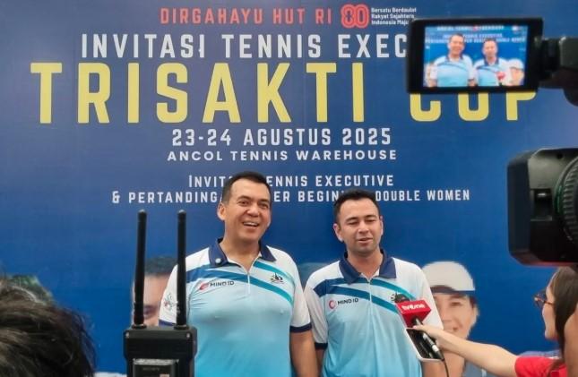 Raffi Ahmad Tantang Silmy Karim di Laga Ekshibisi Invitasi Tennis Executive Trisakti Cup 2025