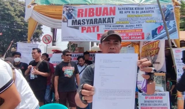 Warga Pati Galang Ribuan Surat untuk Desak KPK Tetapkan Bupati Sudewo sebagai Tersangka Korupsi