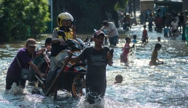 Dokter Peringatkan Risiko Kanker Meningkat Selama Musim Hujan, dari Air Minum hingga Makanan