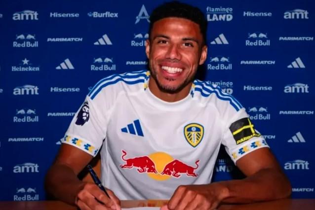 Leeds United Resmi Rekrut James Justin dari Leicester City dengan Kontrak Empat Tahun
