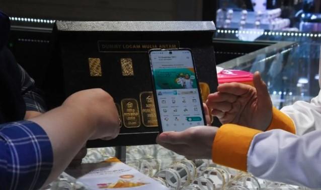 Harga Emas Pegadaian Rabu Ini Bergerak Bervariasi: Antam dan Galeri24 Naik, UBS Turun