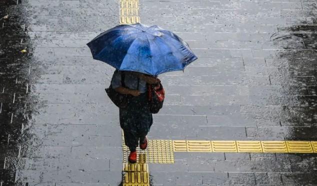 BMKG Prakirakan Hujan Ringan Guyur Jakarta Kamis Sore, Suhu Tertinggi Capai 31 Derajat Celsius