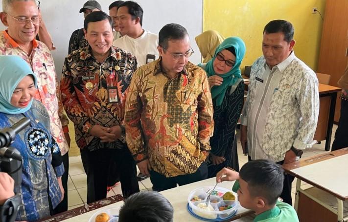 Komisi IX DPR Apresiasi Program Pemeriksaan Kesehatan Gratis di Bogor, Soroti Kekurangan Dokter Spesialis