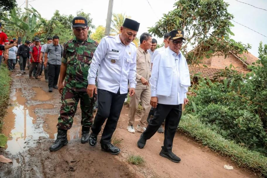 Pemprov Banten Bangun Jalan Poros Desa Karyajaya Senilai Rp6,9 Miliar