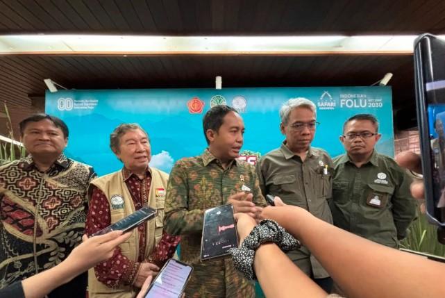 Translokasi Sepasang Badak Jawa Resmi Dimulai, Kemenhut Pastikan Keamanan dan Pendampingan Ketat