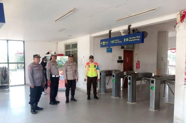 Antisipasi Demo Ricuh ke Jakarta, Polresta Tangerang Gelar Patroli Ketat di Perbatasan dan Stasiun