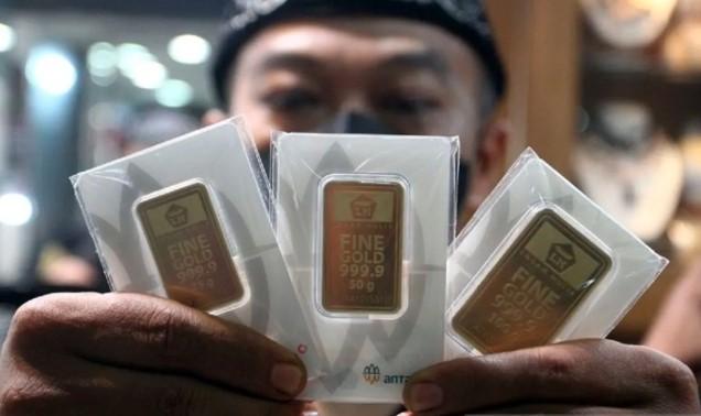 Harga Emas Pegadaian Naik di Semua Merek, Antam Tembus Rp2.022.000 per Gram