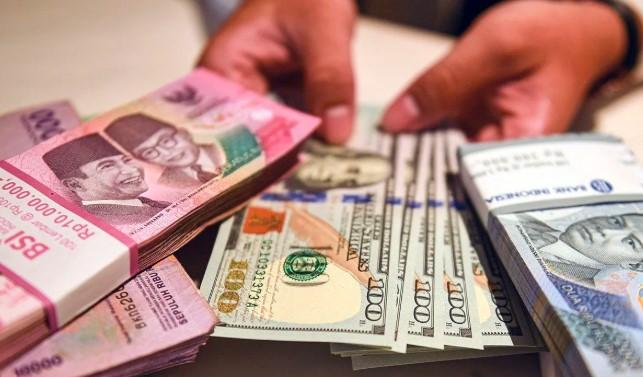 Rupiah Melemah Tipis Jadi Rp16.354 per Dolar AS pada Pembukaan Perdagangan Jumat