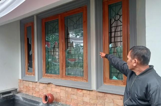 Rumah Dinas Wakil Gubernur Jambi Dirusak Massa, Molotov dan Penjarahan Warnai Aksi Anarkis