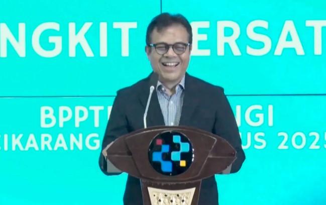 Wamenkomdigi Nezar Patria Buka Kongres PWI 2025, Tekankan Pentingnya Persatuan di Era Disrupsi