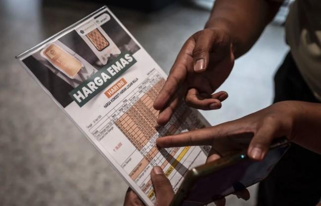 Harga Emas Pegadaian Naik Tiga Hari Berturut, Antam Tembus Rp2,06 Juta per Gram