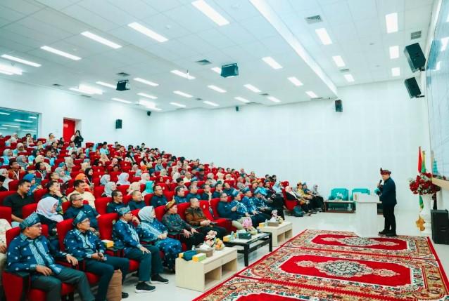 Dirut PalmCo: Peremajaan Sawit Rakyat Jadi Kunci Ketahanan Pangan dan Energi Nasional