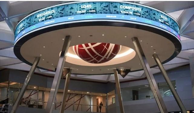 IHSG Melemah 210 Poin di Tengah Sikap Wait and See Pelaku Pasar Terhadap Data Ekonomi Agustus