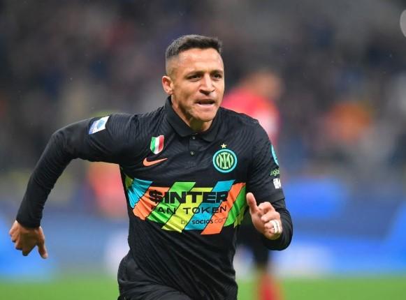 Alexis Sanchez Resmi Gabung Sevilla, Siap Bawa Pengalaman dan Naluri Gol di Usia 36 Tahun
