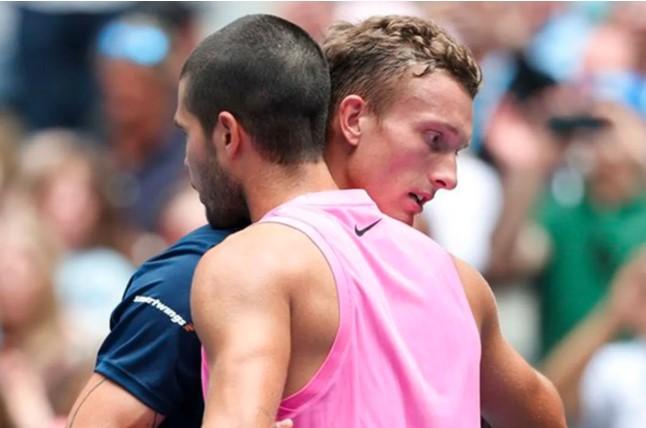 Alcaraz Lolos ke Semifinal US Open 2025 Tanpa Kehilangan Set, Berpeluang Jumpa Sinner di Final
