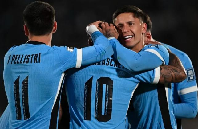 Uruguay Pastikan Tiket Piala Dunia 2026 Usai Bungkam Peru 3-0 di Montevideo