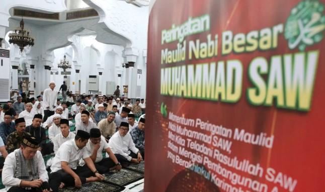 Maulid Nabi Jadi Momen Refleksi: Pilih Islam Humanis atau Radikal?