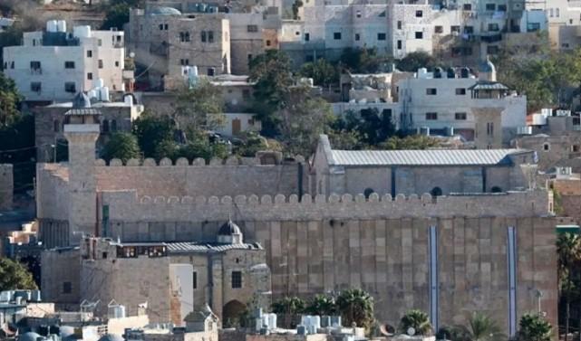 Ribuan Warga Palestina Peringati Maulid Nabi di Masjid Ibrahimi di Tengah Pengamanan Ketat Israel