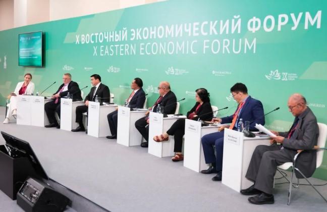 Wali Nanggroe Tawarkan Lima Sektor Unggulan Investasi Aceh di Forum Ekonomi Timur Rusia