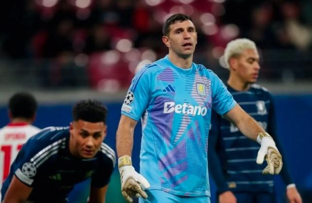 Emiliano Martínez Gagal Gabung MU, Aston Villa Siap Mainkan Kembali sang Kiper Usai FIFA Match Day