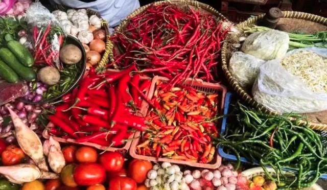 Bapanas Rilis Harga Pangan Terbaru: Cabai Rawit Naik, Bawang Merah Turun, Daging dan Telur Naik Tipis