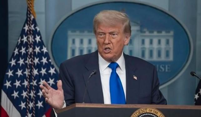 Trump Tandatangani Perintah Eksekutif untuk Hukum Negara Penahan Warga AS Secara Sewenang-wenang