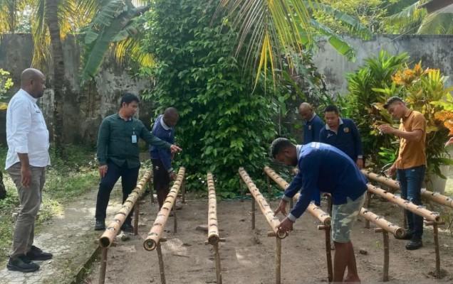 Lapas Geser Latih Warga Binaan Manfaatkan Limbah Plastik untuk Hidroponik Kangkung