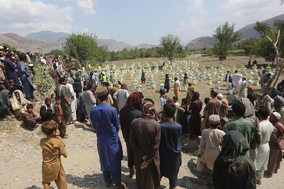 Ratusan Korban Gempa Afghanistan Dipindahkan ke Desa Tenda, Bantuan Mendesak Jelang Musim Dingin