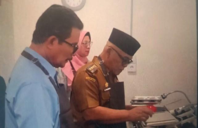 Pasaman Barat Luncurkan Program Makan Bergizi Gratis Perdana untuk 2.000 Siswa