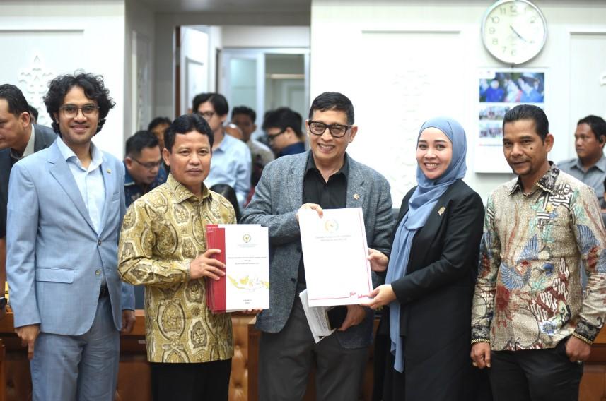 Baleg DPR Gelar Rapat Evaluasi Prolegnas 2025, Tiga RUU Diusulkan Masuk Prioritas Tambahan