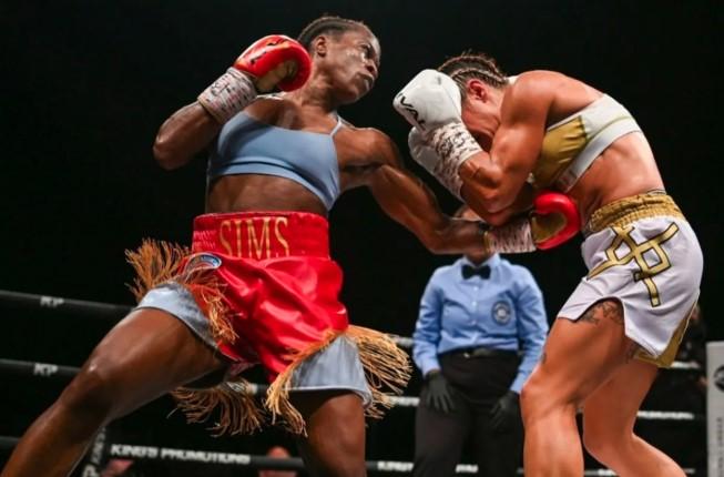 Brittany Sims Rebut Gelar Juara Dunia Kelas Bantam WBA Internasional Usai Kalahkan Natalia Fracesca
