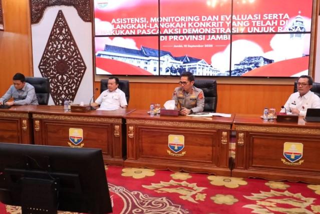 Kemendagri Kawal 11 Arahan Tito Karnavian, BSKDN Tekankan Pentingnya Siskamling di Daerah