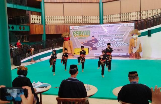 300 Pesilat Cilik Meriahkan Kejuaraan Maen Pukul Betawi 2025 di Setu Babakan
