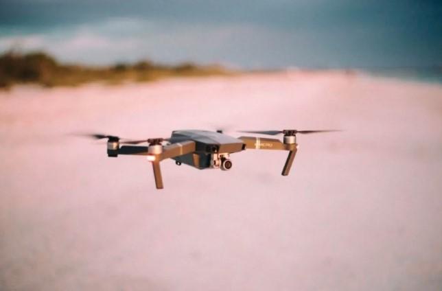 Polandia Tembak Jatuh Sejumlah Drone Rusia, Bandara Chopin Sempat Ditutup Sementara