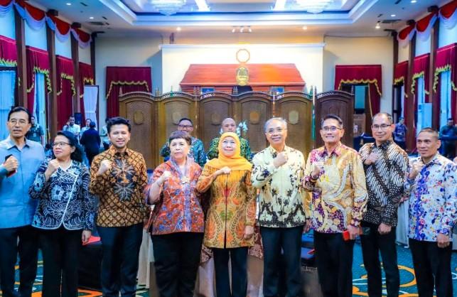 Paparkan Proyek Strategis dan Pertumbuhan Ekonomi Jatim, Khofifah Minta Duta Besar Promosikan Potensi Daerah ke Dunia Interna